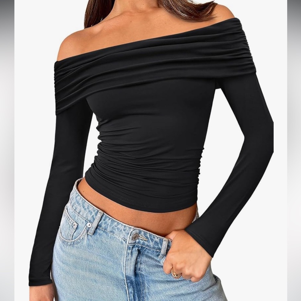 Amazon Essentials Black Off-Shoulder Long Sleeve Top